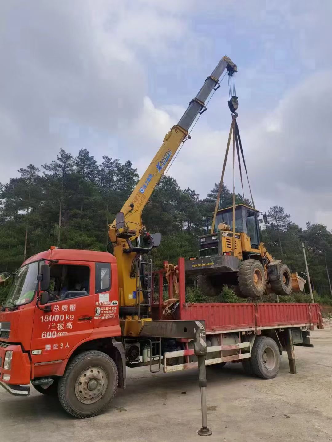 保德县找吊车出租公司的时候需要注意什么